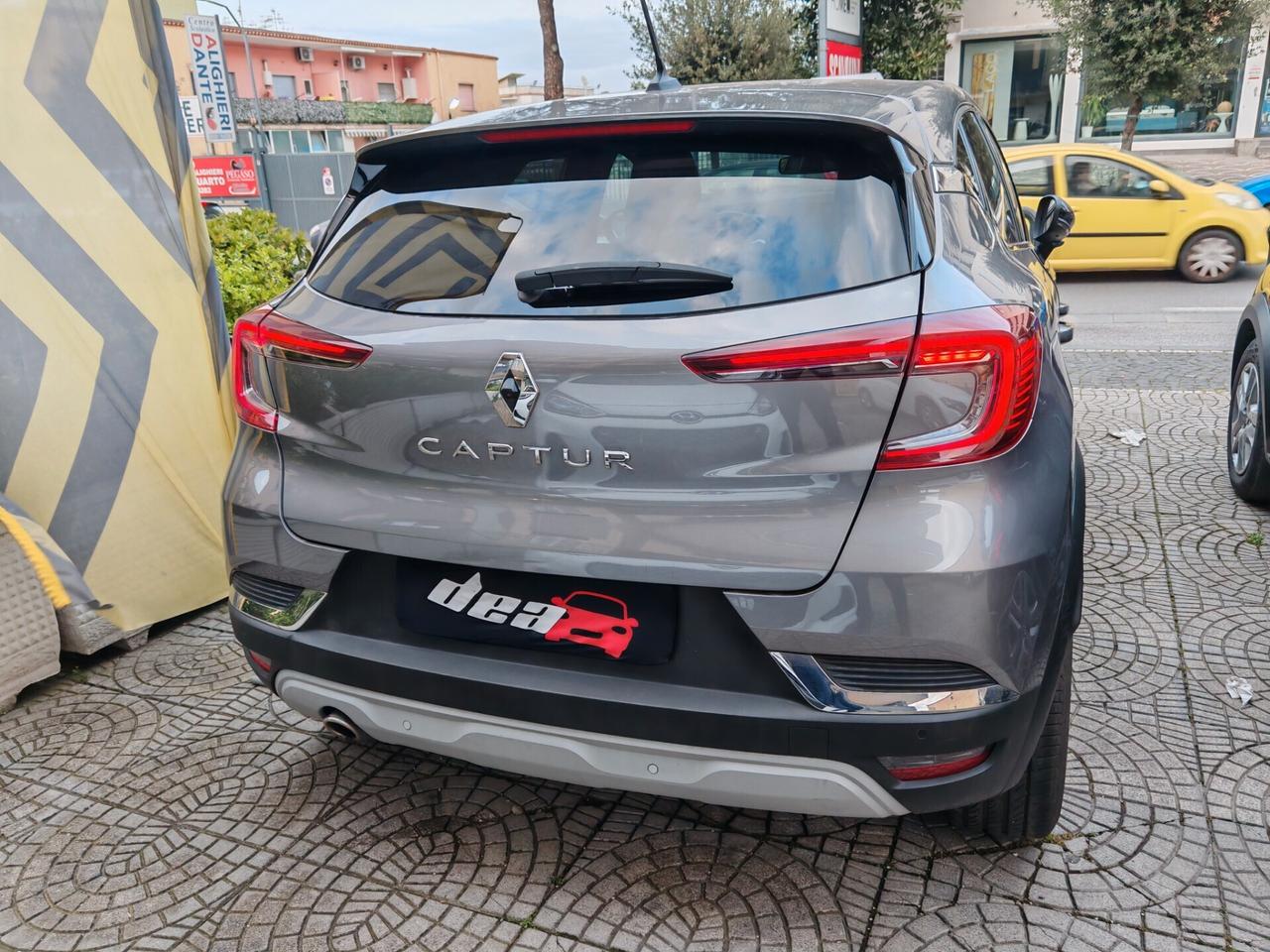 Renault Captur TCe 100 CV GPL Intens