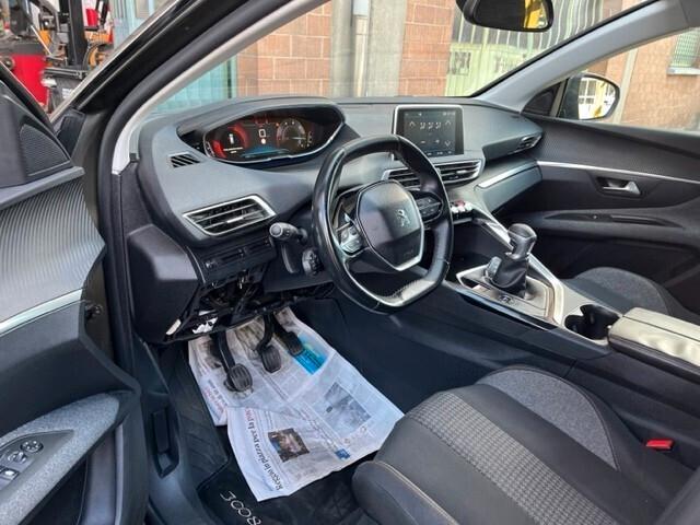 Peugeot 3008 BlueHDi 130 S&S Business