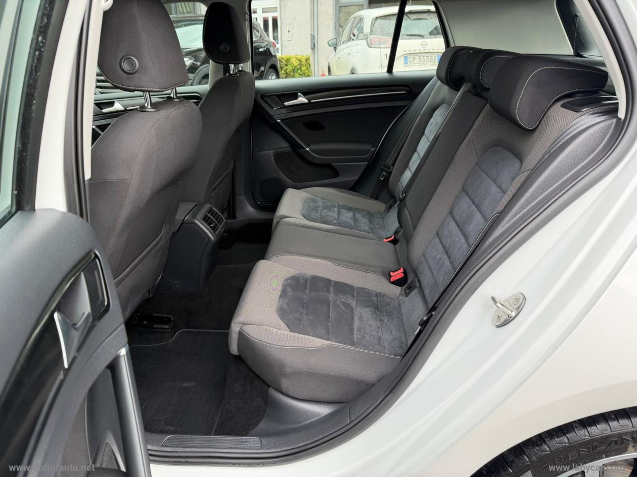 VOLKSWAGEN Golf 2.0 TDI DSG 5p. Highline BMT