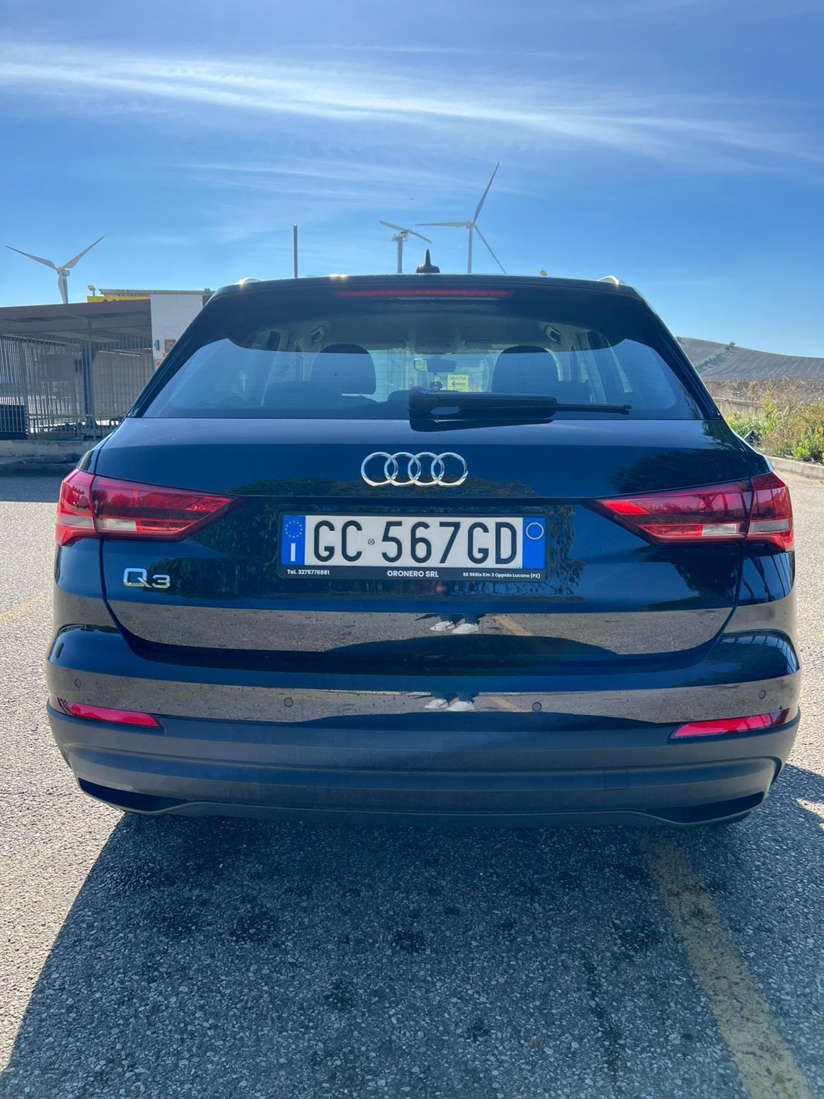 Audi Q3 35 TDI S tronic Business Advanced