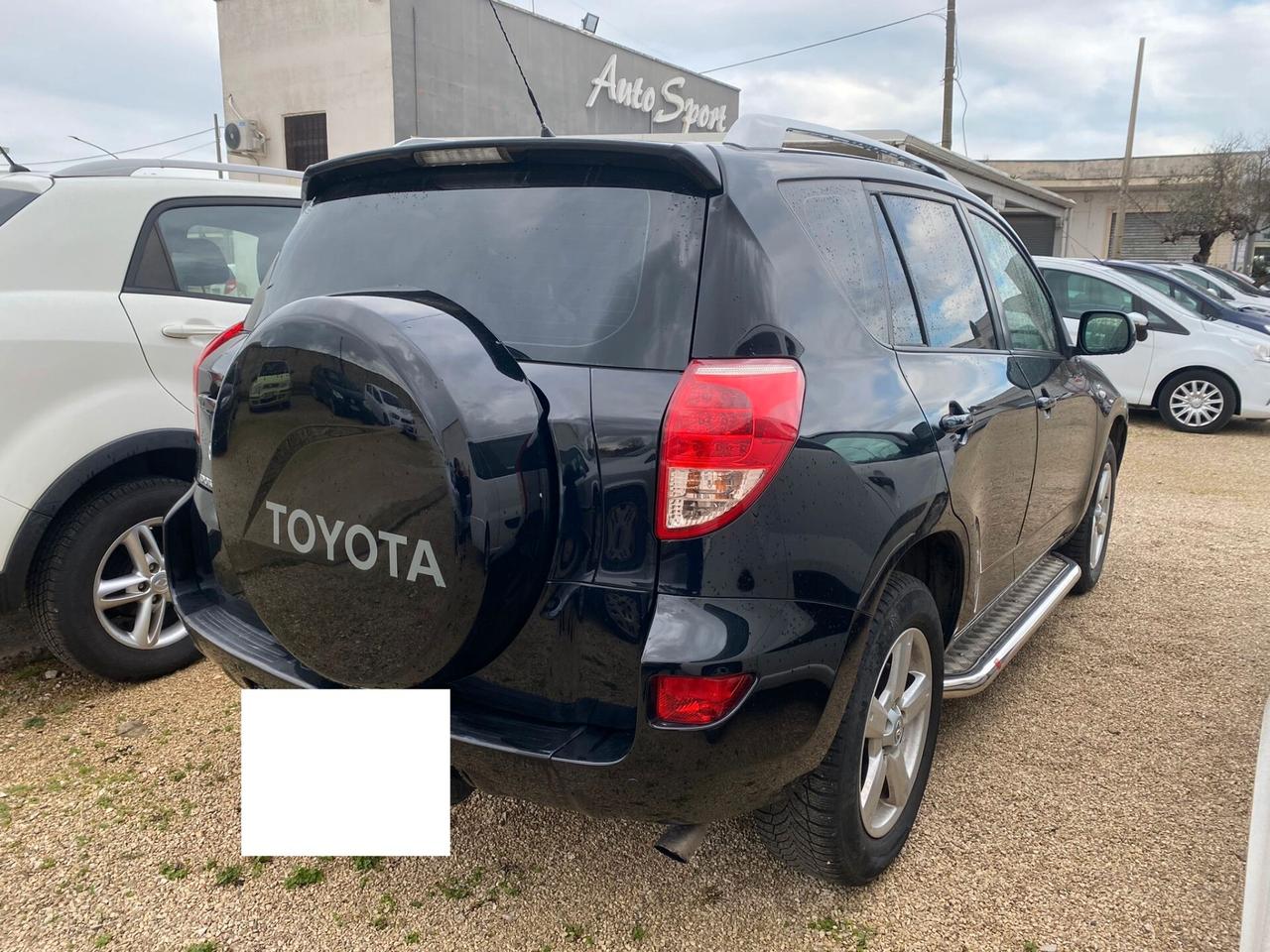 Toyota RAV 4 RAV4 2.2 D-4D 136 CV DPF Luxury