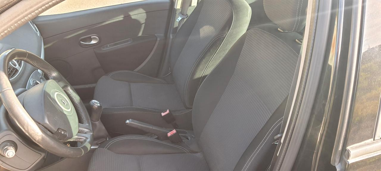Renault Clio 1.2 5 porte GPL Km. 141.000