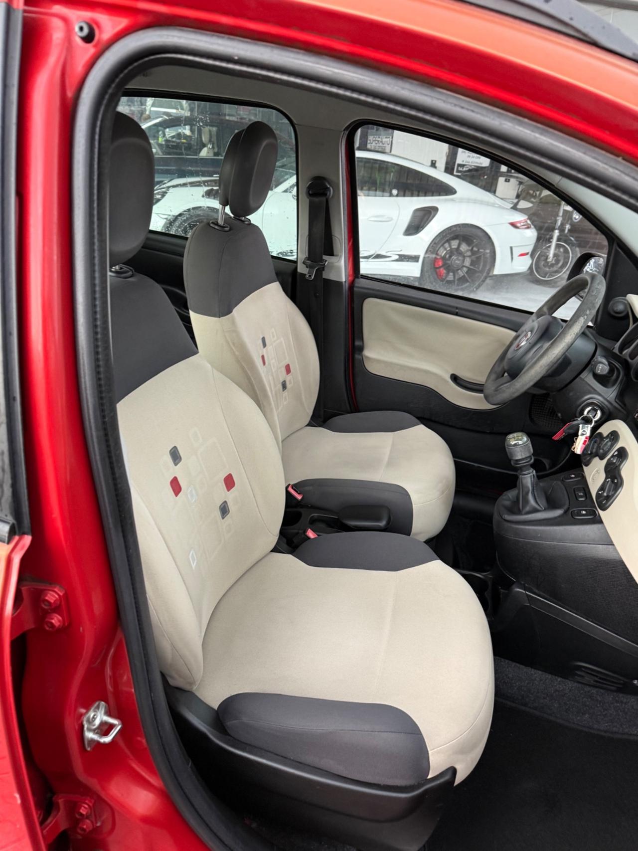 Fiat Panda 0.9 TwinAir Turbo Natural Power Lounge