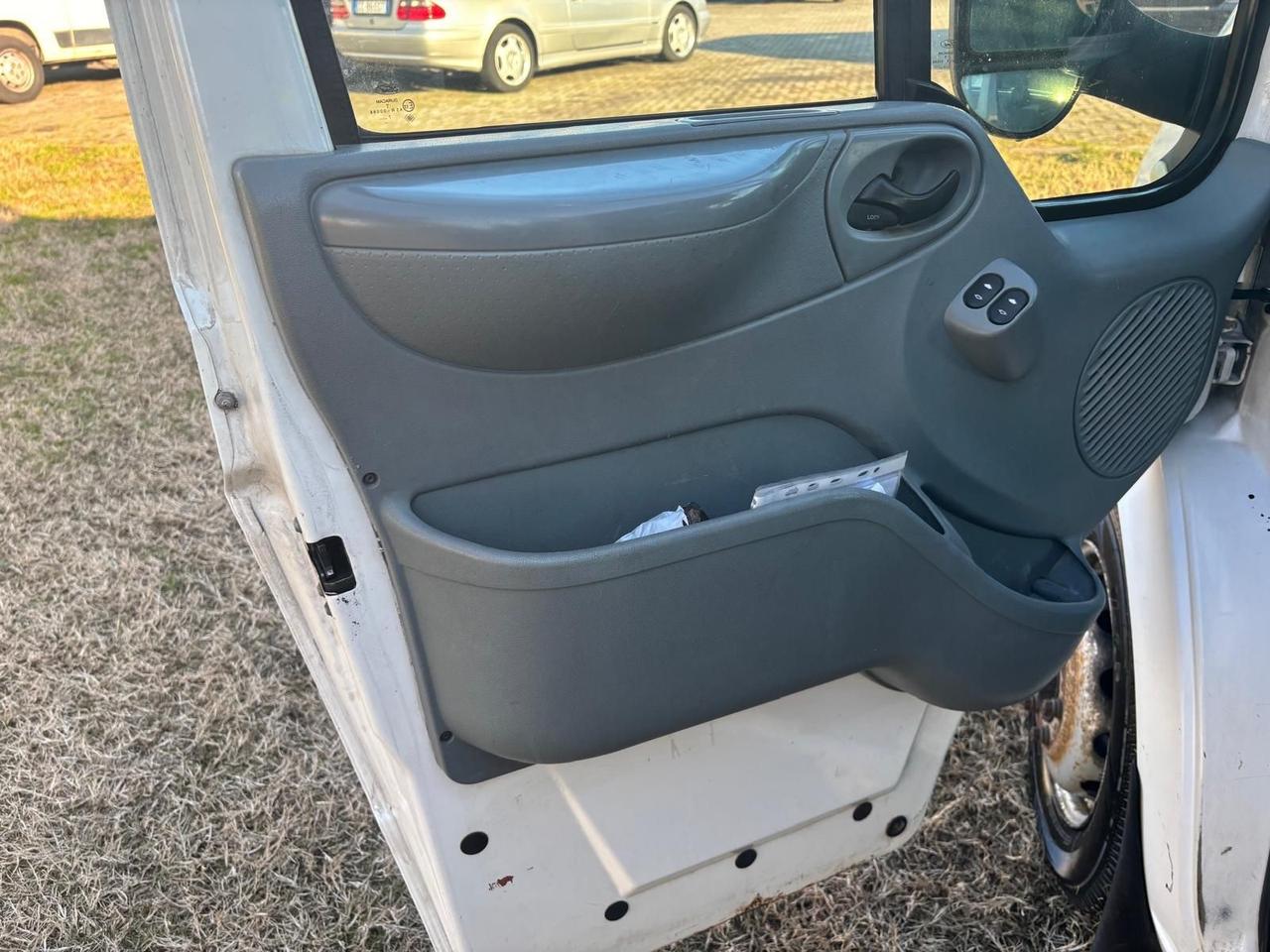 FORD TRANSIT RIBALTABILE