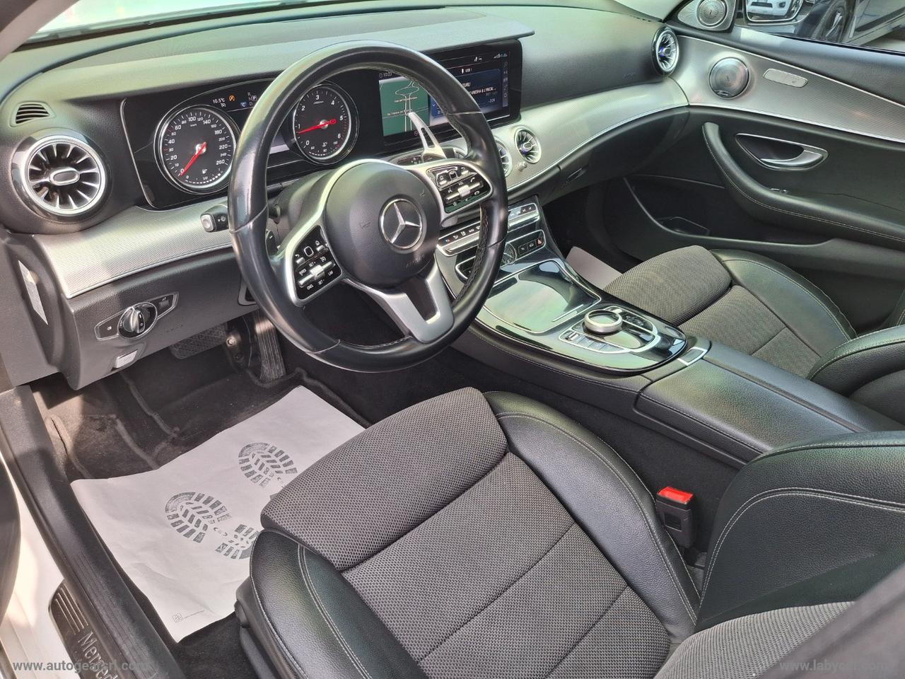 MERCEDES-BENZ E 220 d Auto Premium Plus