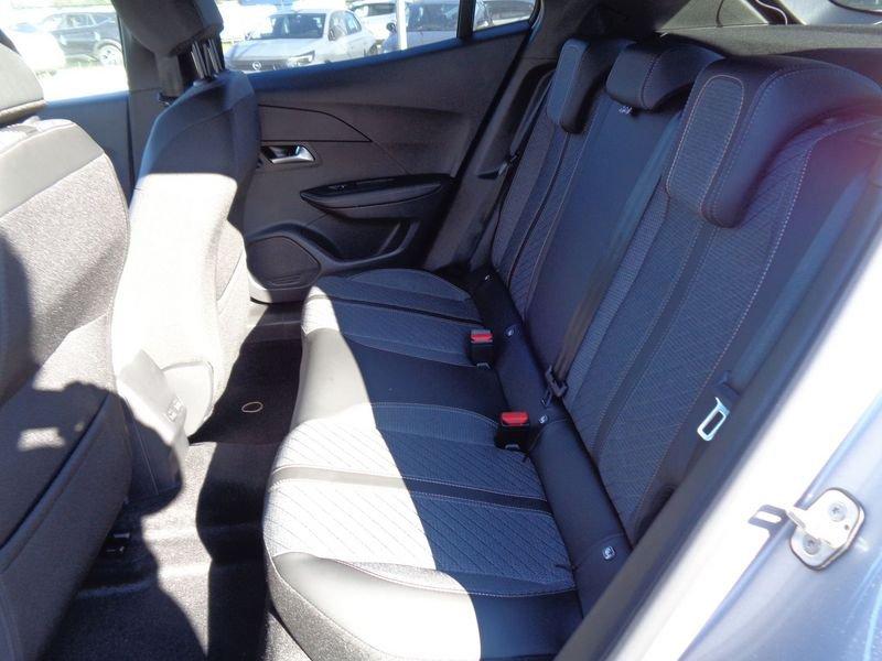 Peugeot 2008 2008 PureTech 100 S&S Allure