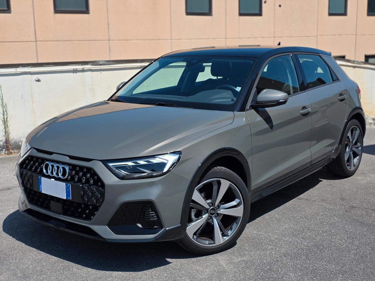 Audi A1 allstreet 30 TFSI Business
