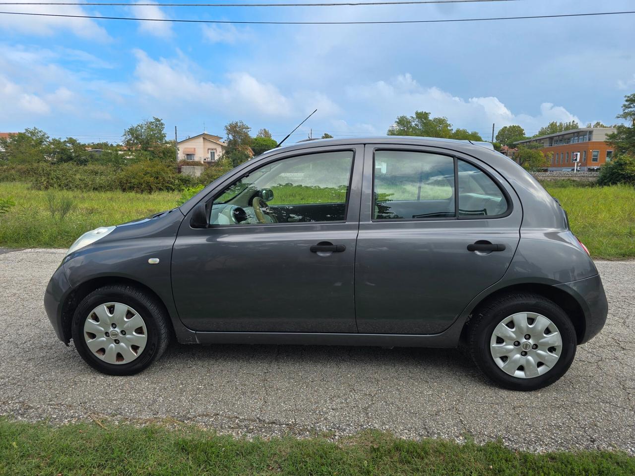Nissan Micra 1.0 Benzina con GARANZIA - NEOPATENTATI