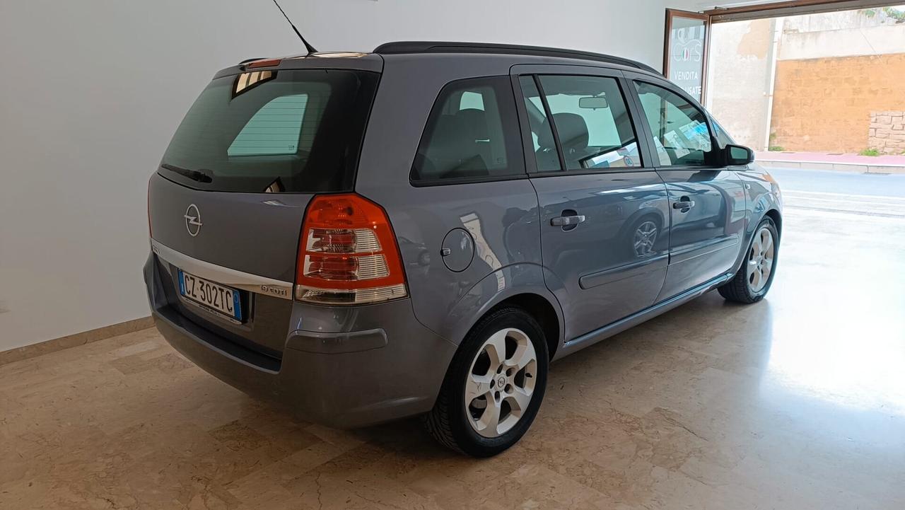 Opel Zafira 1.9 CDTI 120CV Cosmo, 7 posti