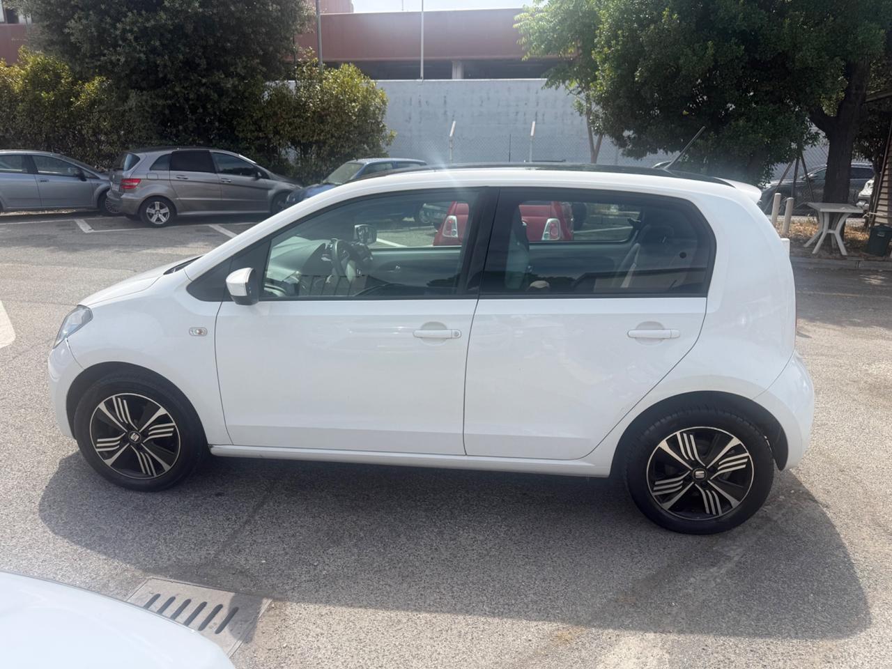 Seat Mii 1.0 68 CV 5 porte by Cosmopolitan Ecofuel