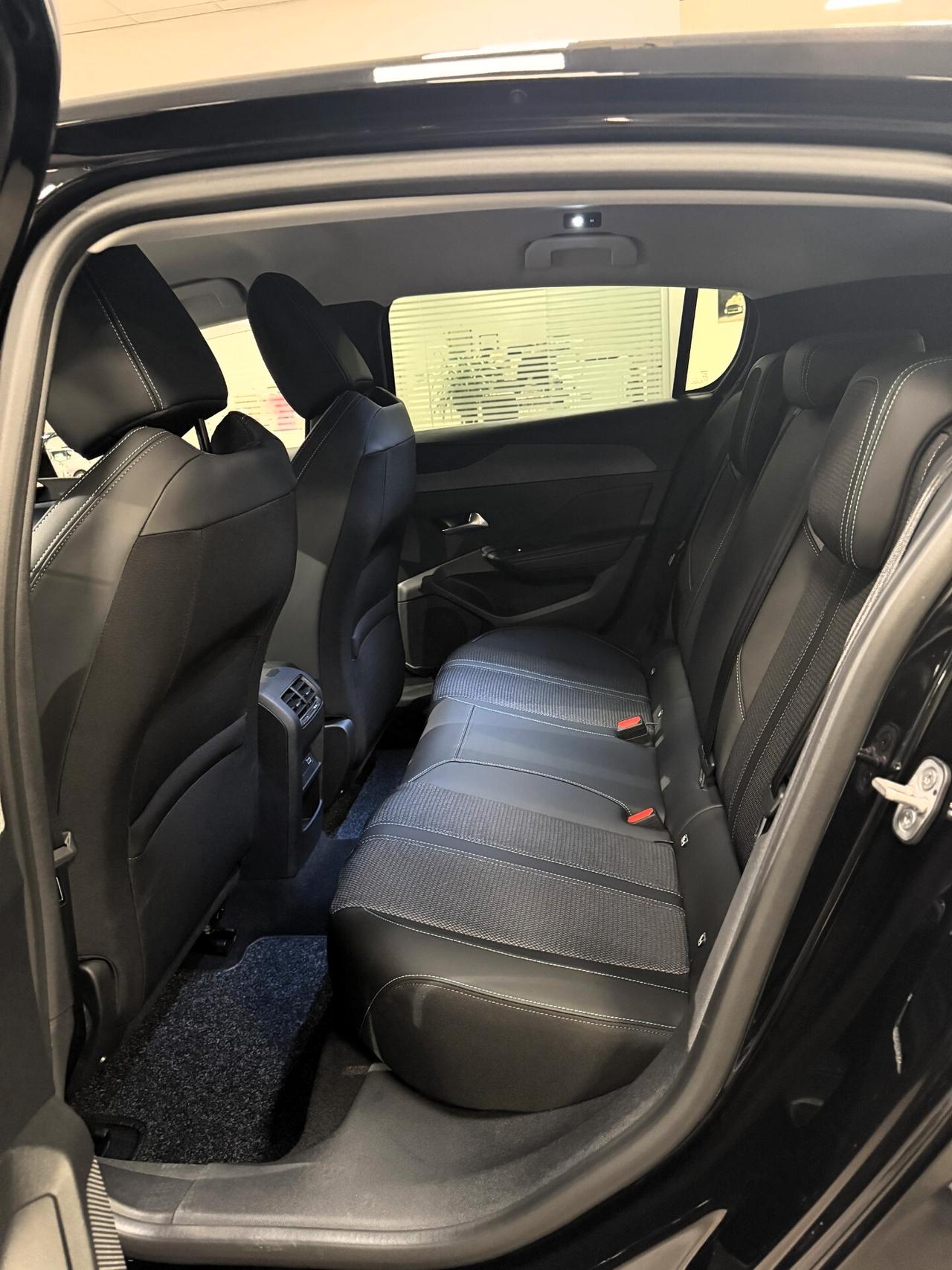 Peugeot 308 BlueHDi 130 S&S EAT8 Allure KM ZERO