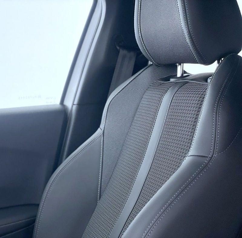 Peugeot 2008 2008 PureTech 130 S&S GT