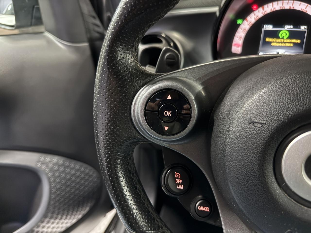 Smart ForTwo 70 1.0 twinamic Superpassion