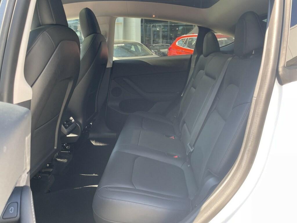 Tesla Model Y Dual Motor Long Range AWD