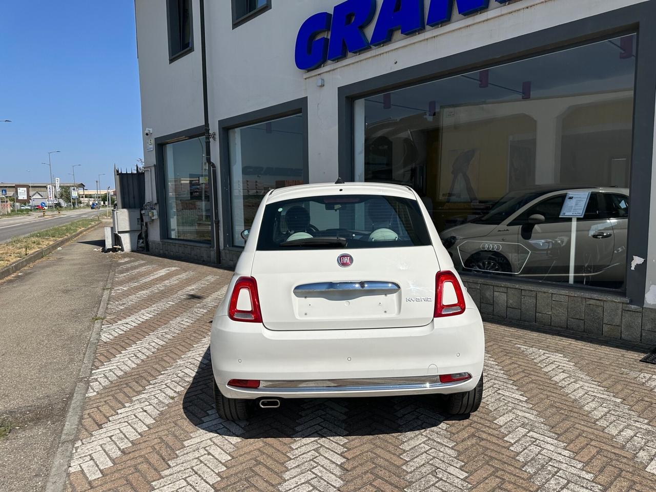 Fiat 500 1.0 hybrid Dolcevita 70cv INTERNI NERI * NO VINCOLI*