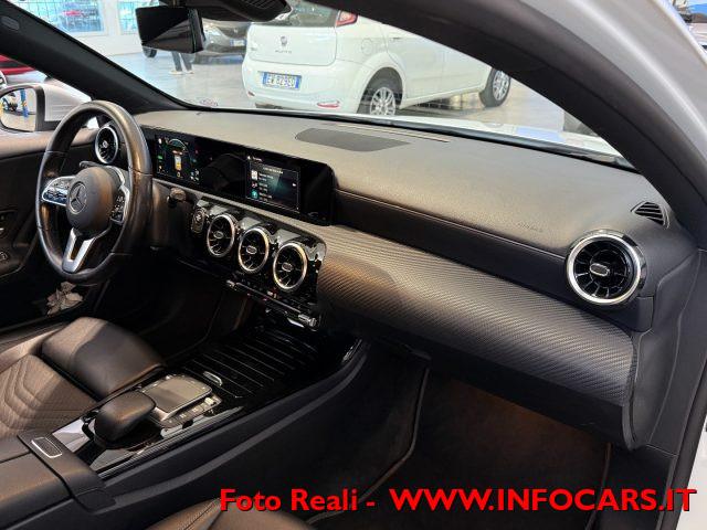 MERCEDES-BENZ A 250 e EQ-Power Business Extra -