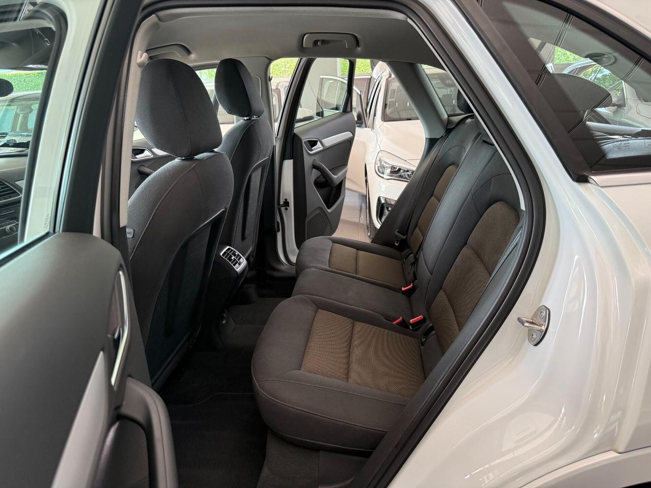 Audi Q3 2.0 tdi Business 150cv GANCIO TRAINO !
