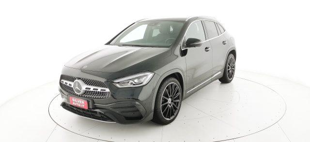 MERCEDES-BENZ GLA 200 d Automatic Premium