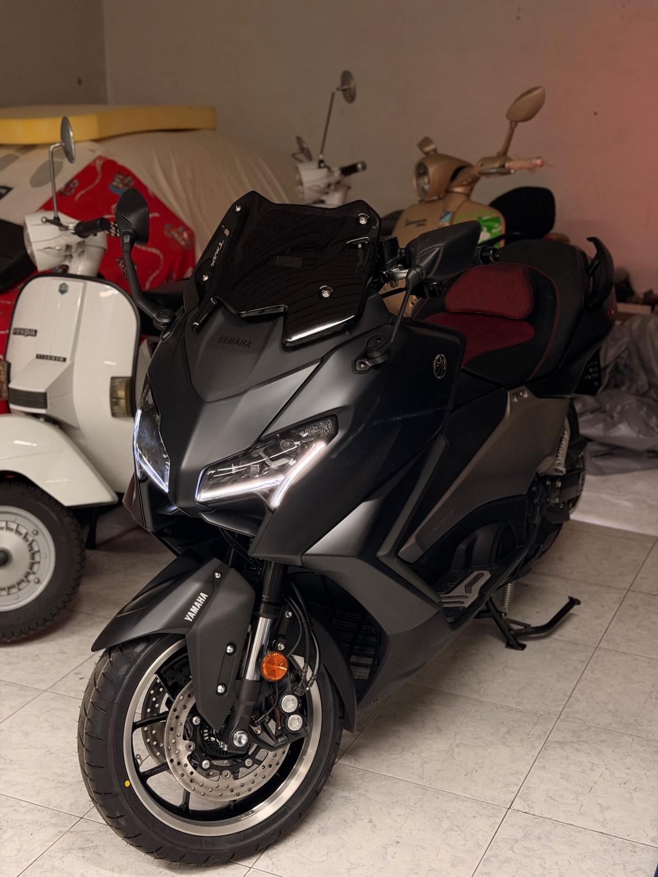 Yamaha TMAX 560 25 Th anniversary KM0