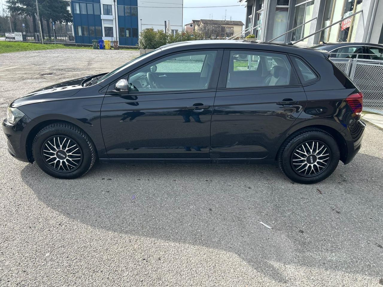 Volkswagen Polo Trendline 1.6 TDI #9361