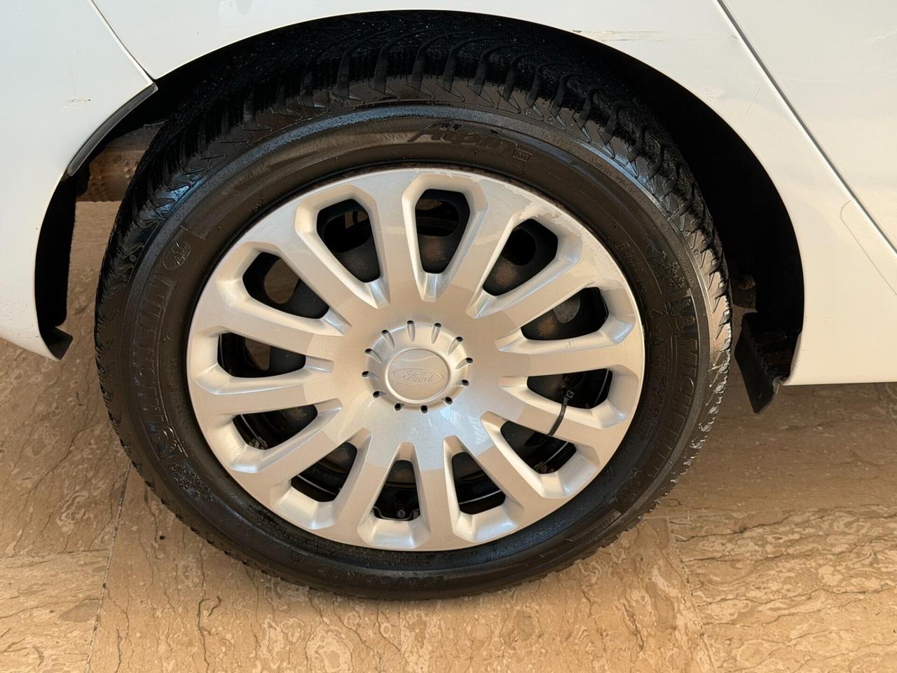 Ford Fiesta 1.5 TDCI 95 cv. 5 porte PLUS (Autocarro 4 posti N1)