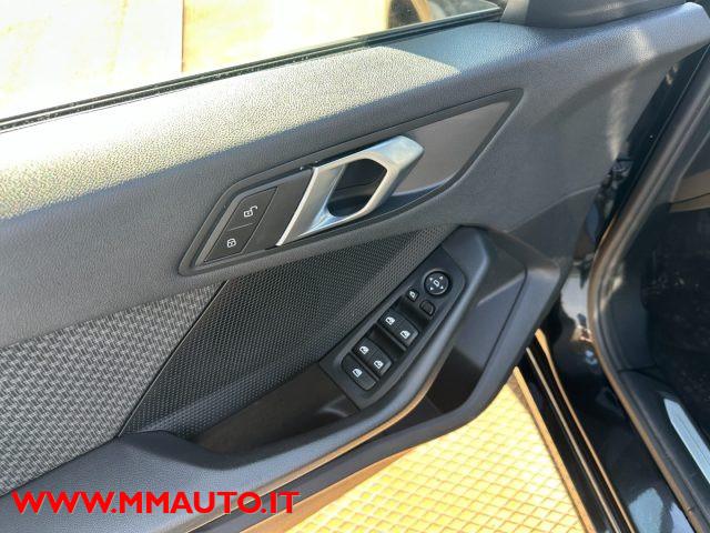 BMW 116 d 5p. Business Advantage NAVIG!!!!