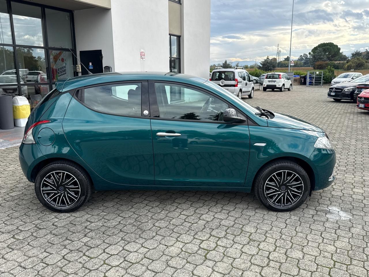 Lancia Ypsilon 1.2 69 CV 5 porte GPL Ecochic