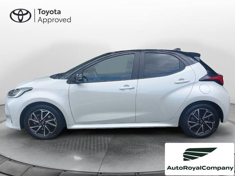 Toyota Yaris Hybrid Style MY22
