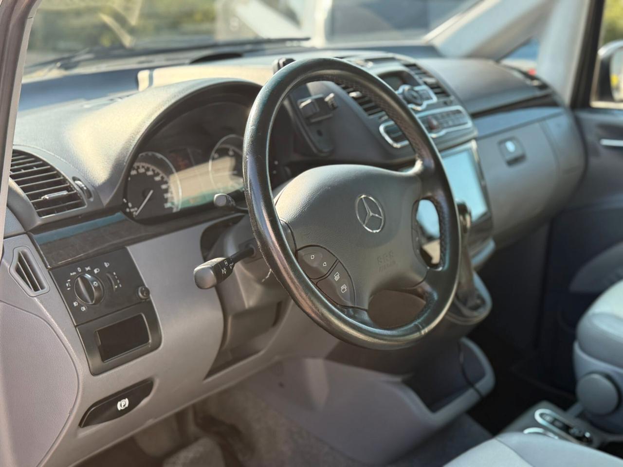 Mercedes-benz Viano 2.2 CDI 4Matic 8 POSTI