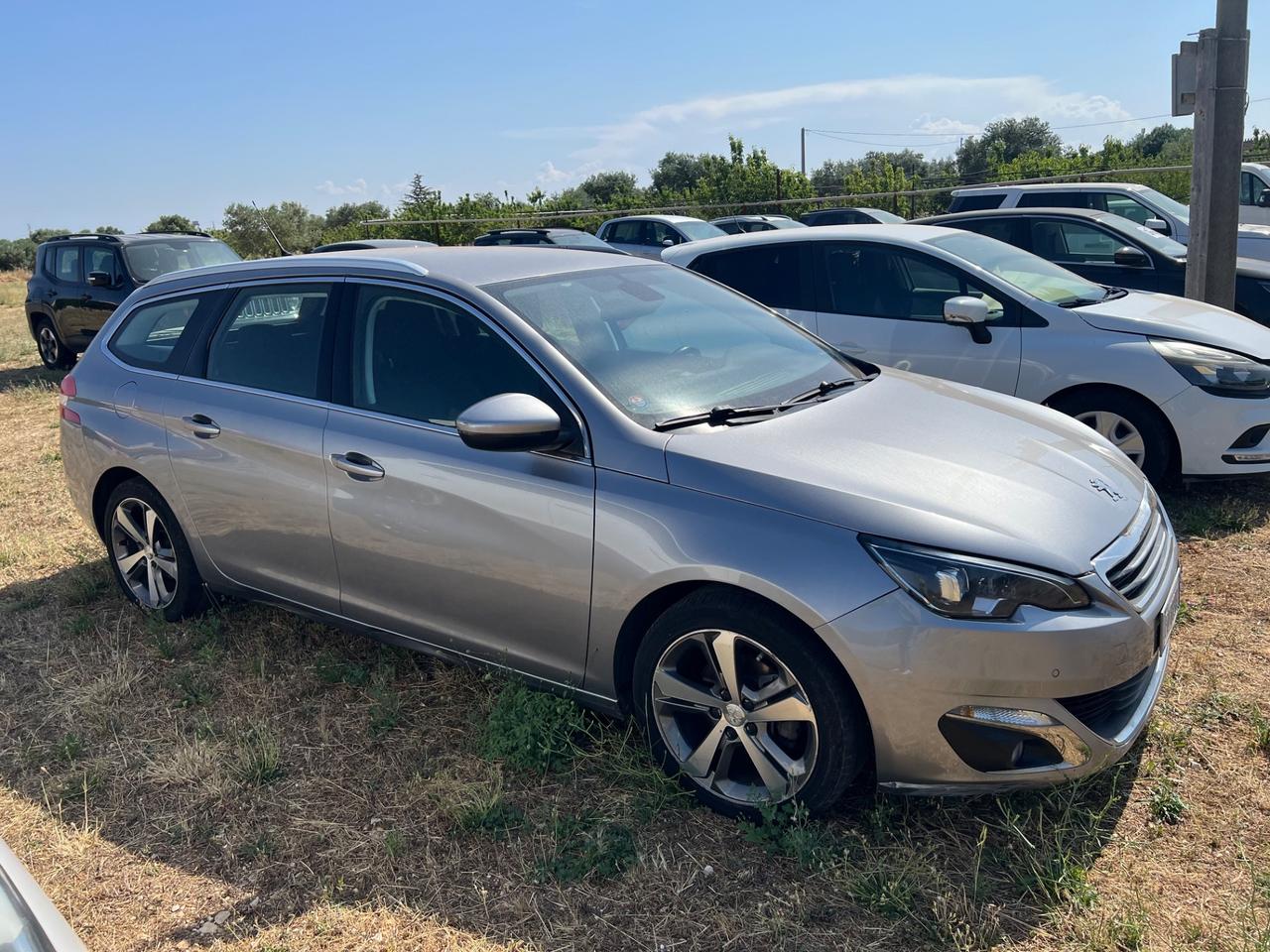 Peugeot 308 1.6 HDi 120 EAT6 SW Allure | 2016