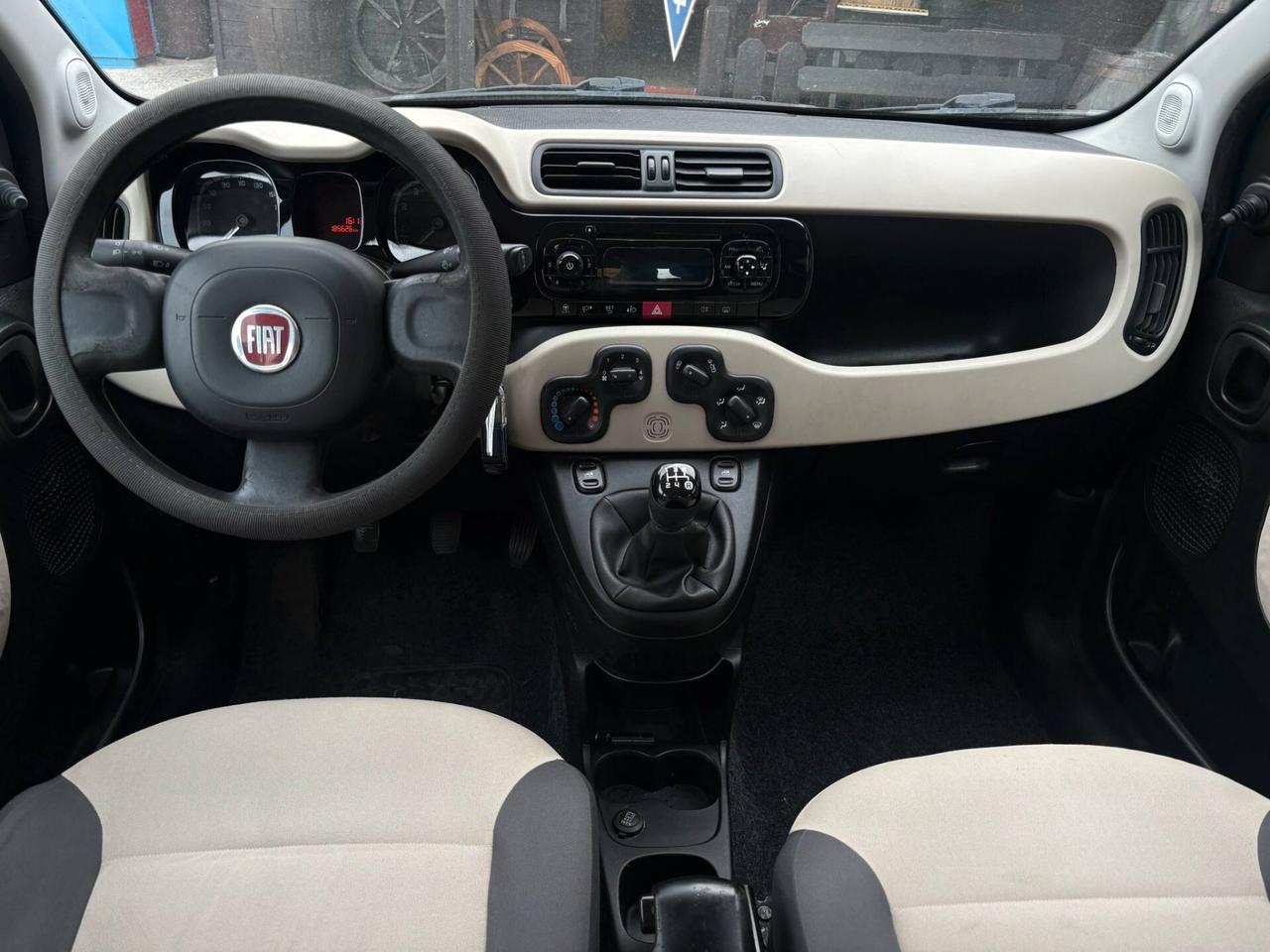 Fiat Panda 1.2 Lounge E5b