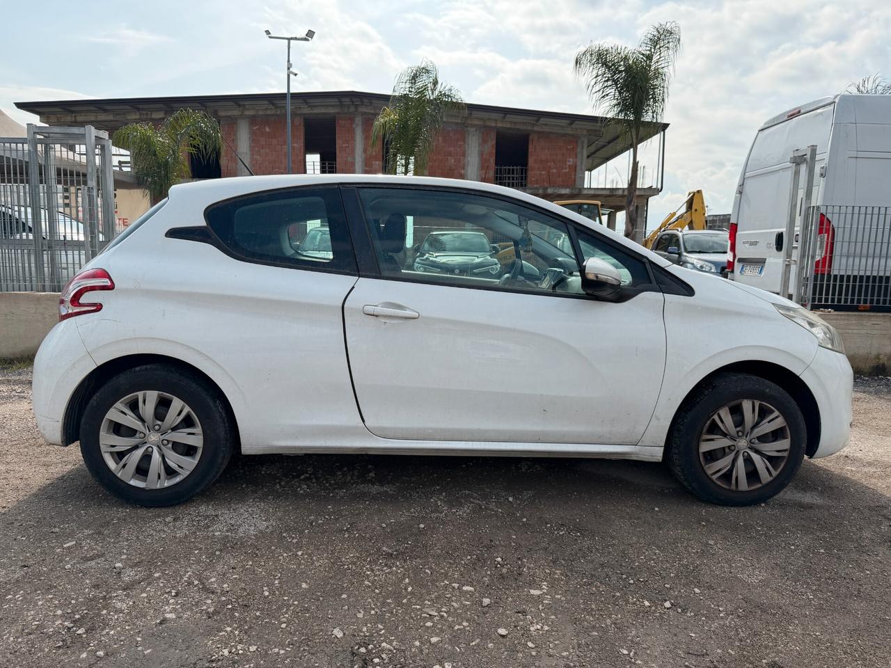 PEUGEOT 208 2015 1.2 BENZINA 82 CV *MOT ROTTO