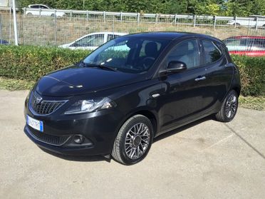 Lancia Ypsilon 1.0 70cv Hybrid Platino PREZZO VERO