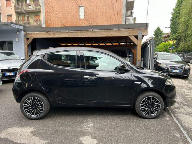 LANCIA Ypsilon 1.0 FireFly 5 porte Hybrid Gold *PREZZO PROMO*