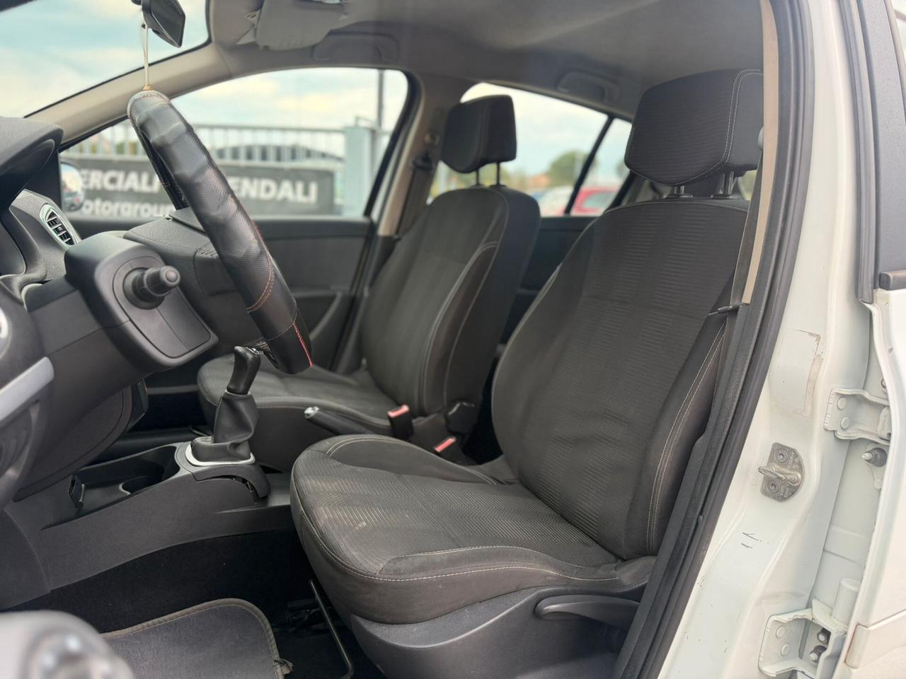 Renault Clio 1.2 16V 5 porte GPL Dynamique