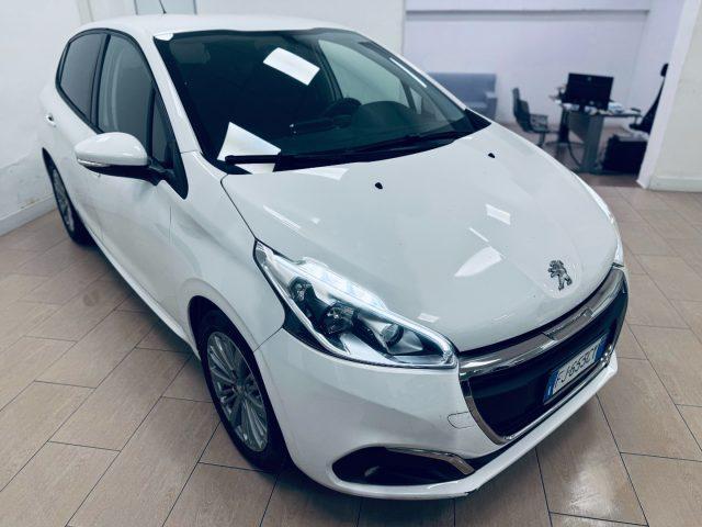 PEUGEOT 208 1.6 BlueHDi Allure - 132.000 Km