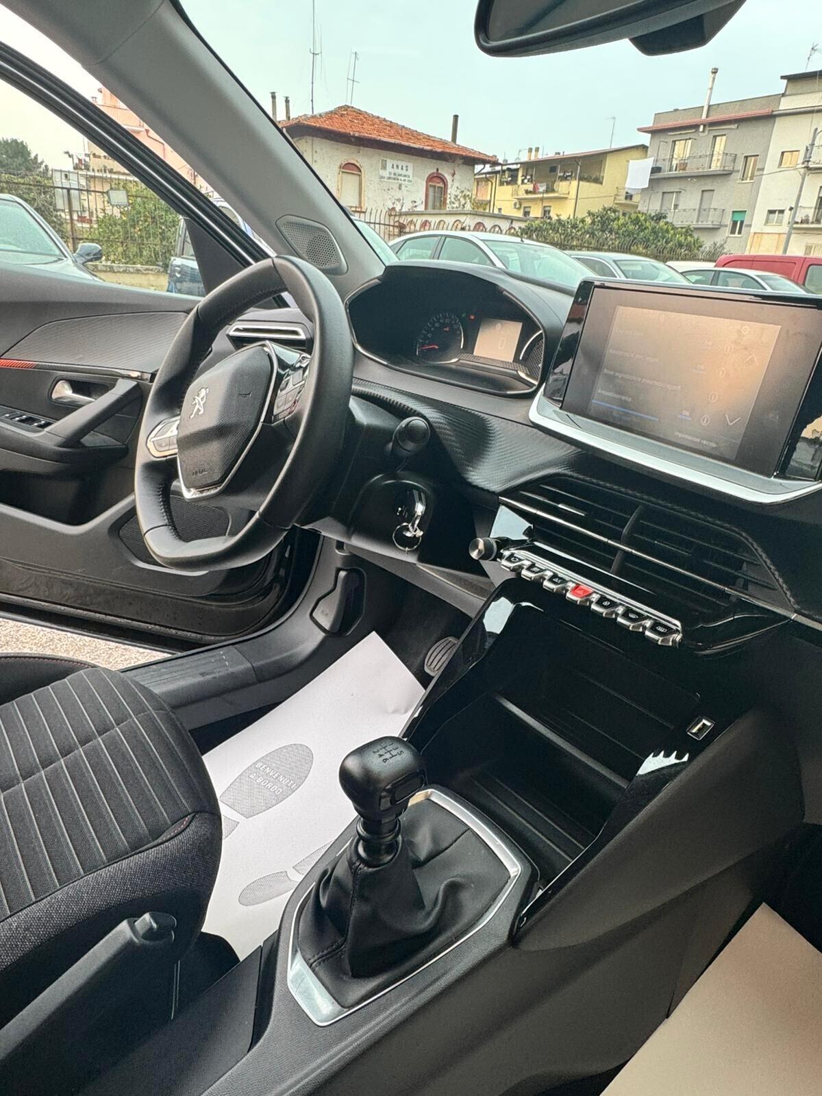 Peugeot 2008 PureTech 130 S&S Allure