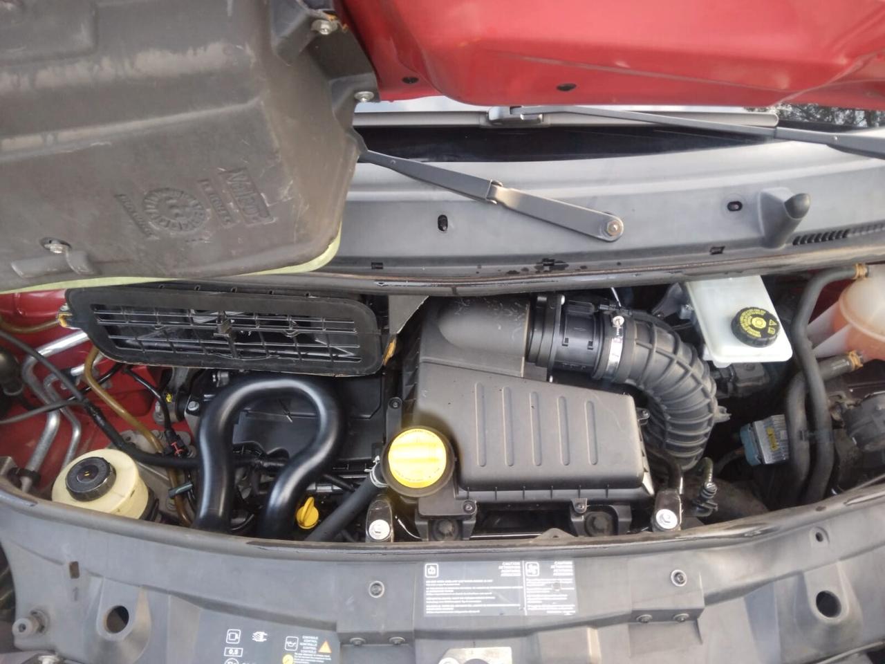 Renault Trafic 2.0 dCi Furgone 2014