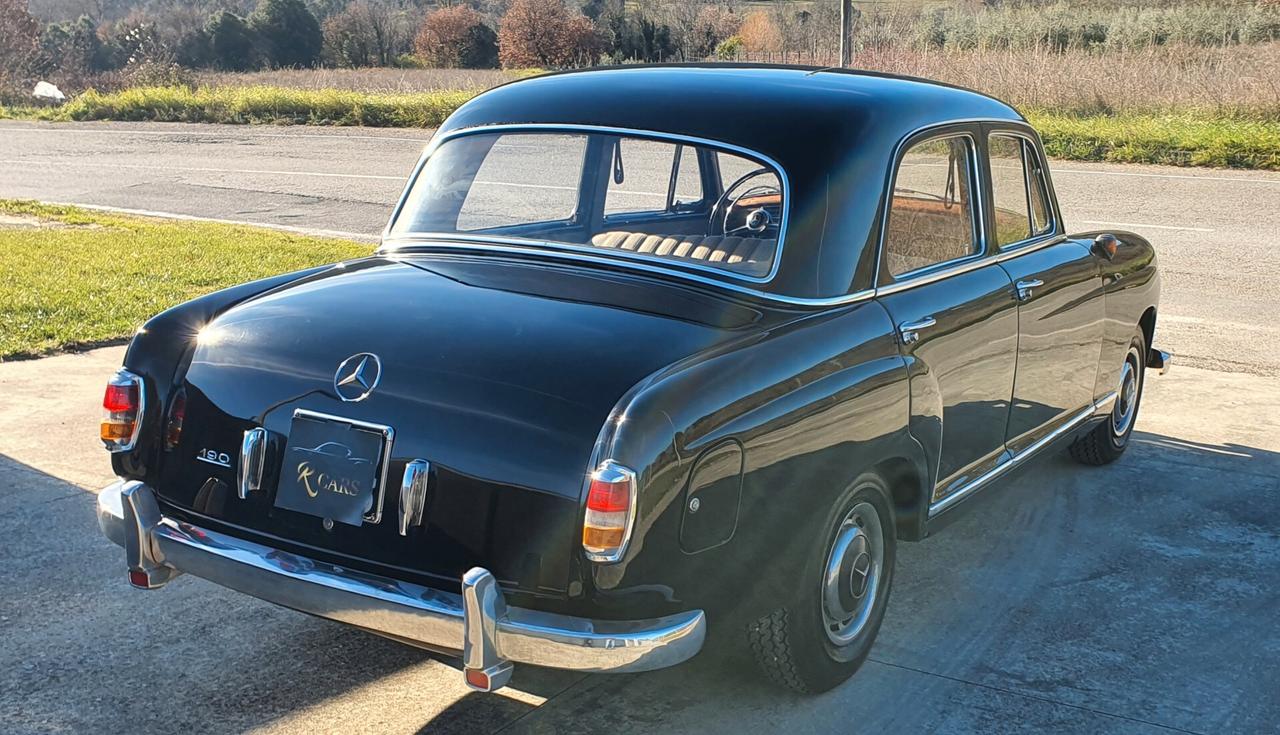 Mercedes 190 PONTON