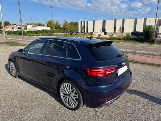 Audi A3 SPB 2.0 TDI S tronic S-LINE INTERNO /ESTERNO