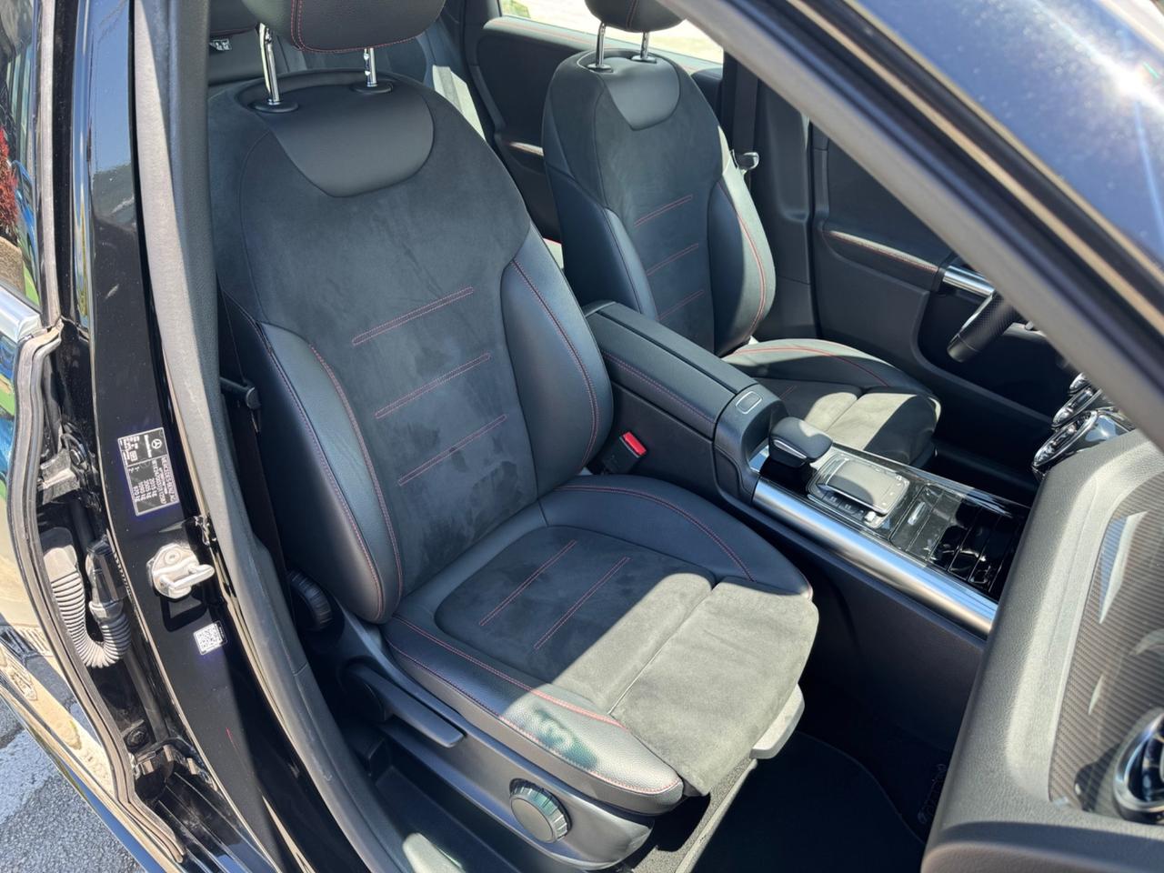 Mercedes-benz B 180 B 180 d Automatic Premium