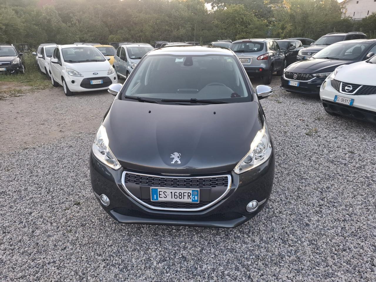 Peugeot 208 1.6 e-HDi 115 CV Stop&Start 5 porte Allure