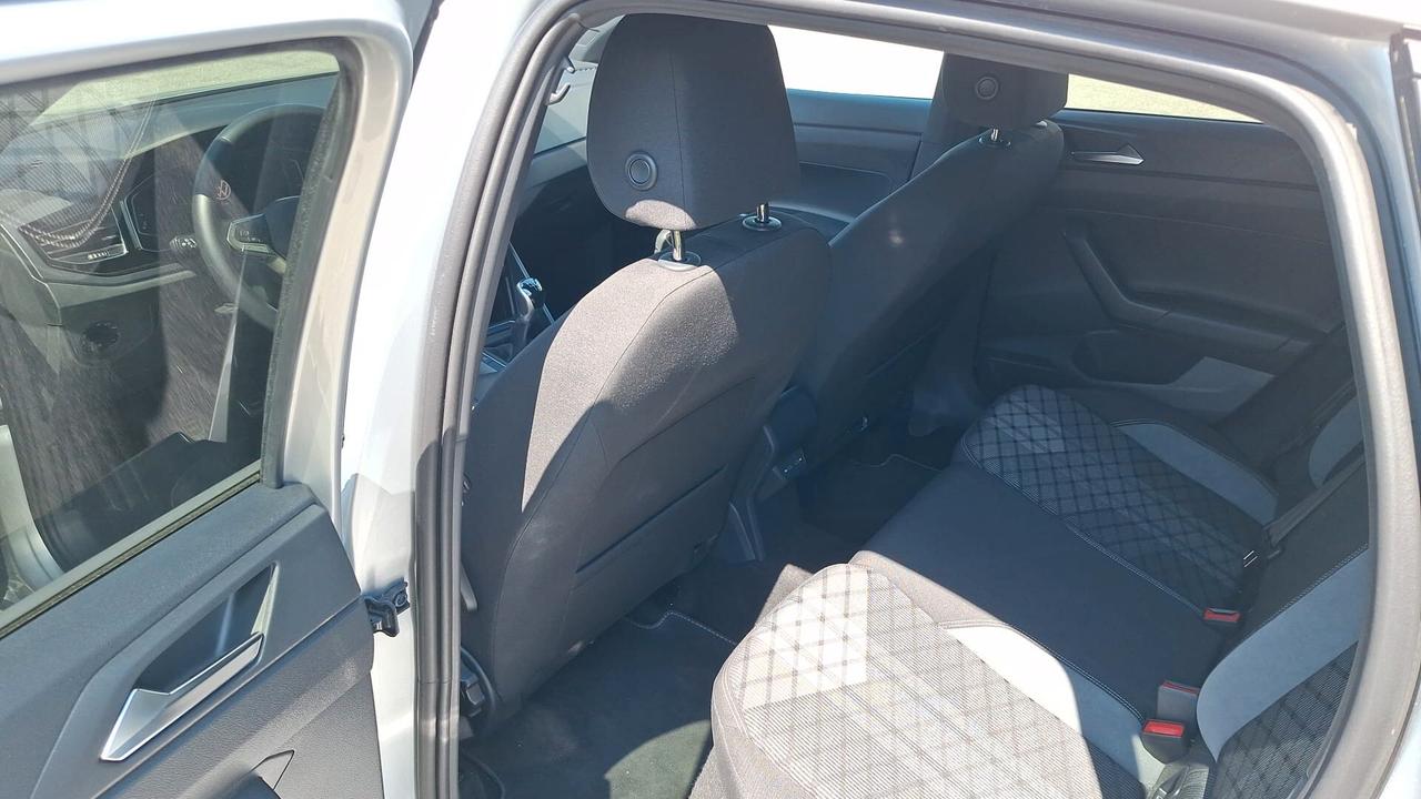 Volkswagen Taigo 1.0 TSI 115 CV R-Line
