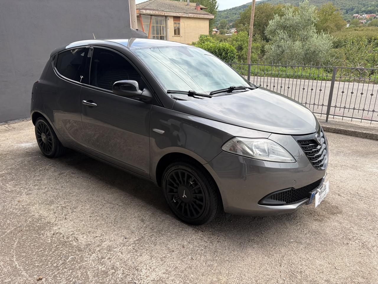 Lancia Ypsilon 1.2 Gpl 69CV 5 porte Ecochic Gold