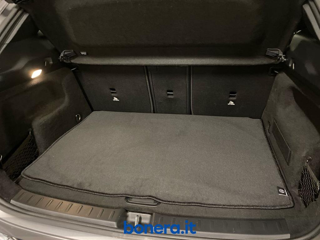 Mercedes GLA 200 200 D Premium 8G-DCT