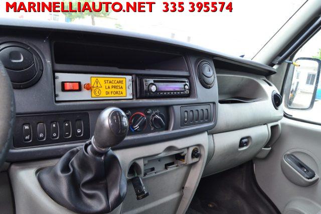 RENAULT Mascott 160.35 7 P. 3.0 CASSONE FISSO CON GRU FASSI F28