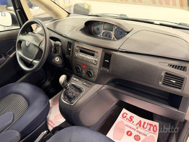 Lancia Musa Ecochic GPL 2011