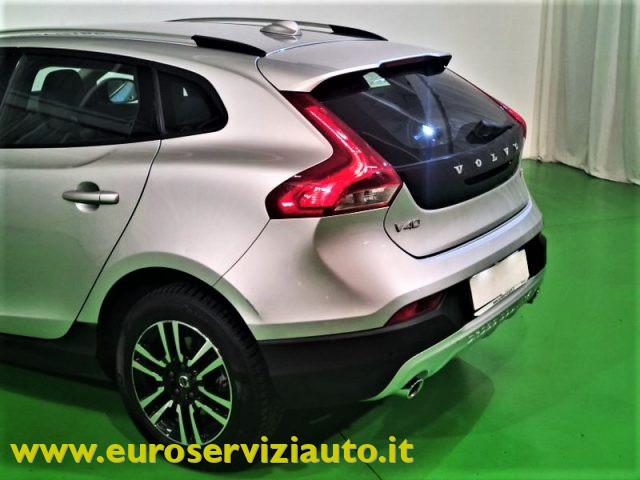 VOLVO V40 Cross Country D2 Geartronic Style Plus