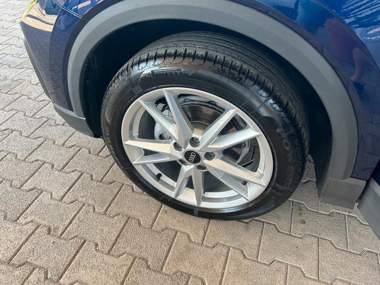 Audi Q2 30 TDI S line Edition