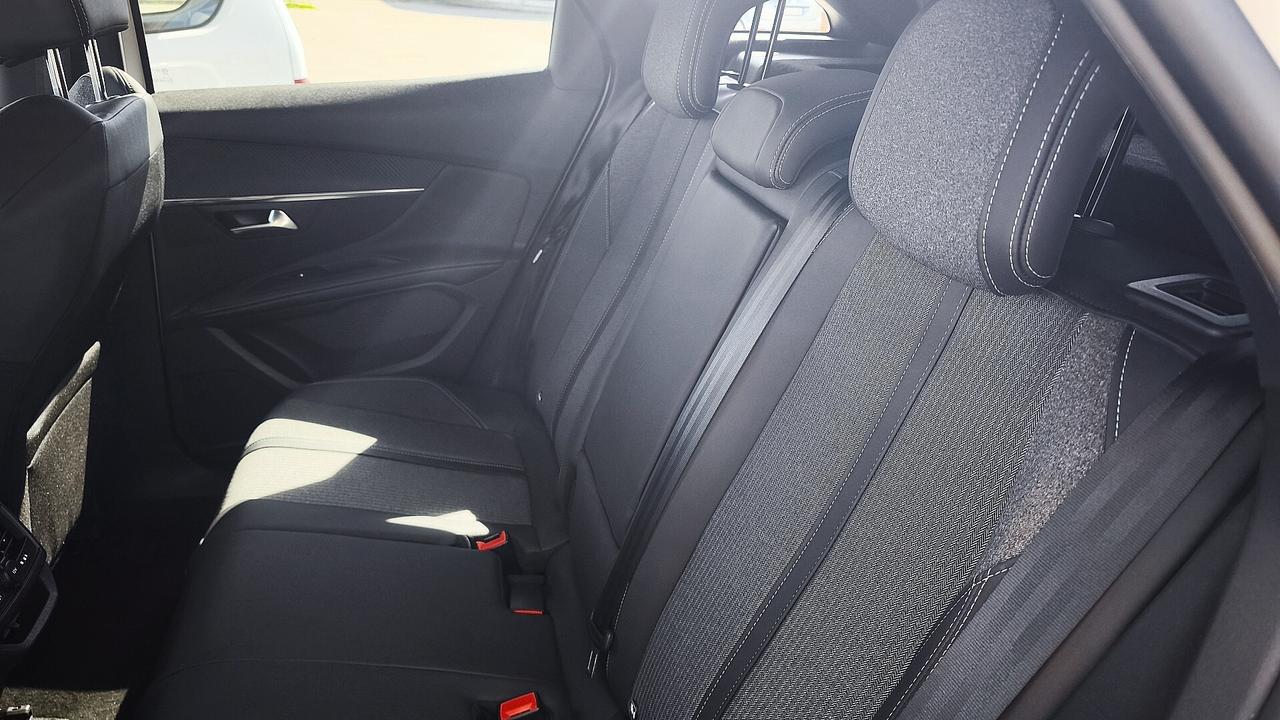 Peugeot 3008 12/2023 1.5Hdi 130cv Allure